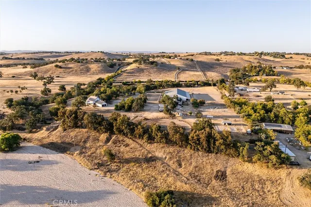 $2,299,000 | 5625 Linne Road, Paso Robles, CA 93446