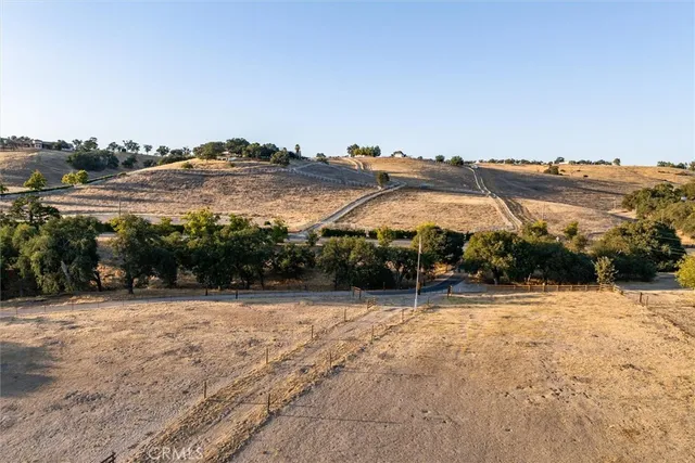 $2,299,000 | 5625 Linne Road, Paso Robles, CA 93446