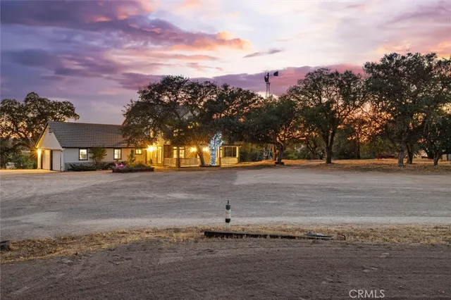 $2,299,000 | 5625 Linne Road, Paso Robles, CA 93446