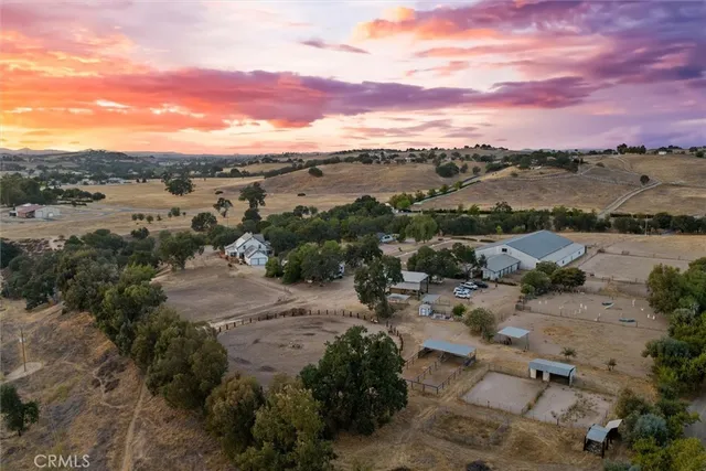 $2,299,000 | 5625 Linne Road, Paso Robles, CA 93446