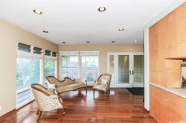 $1,950,000 | 5377 Kahalakua Street, Honolulu, HI 96821