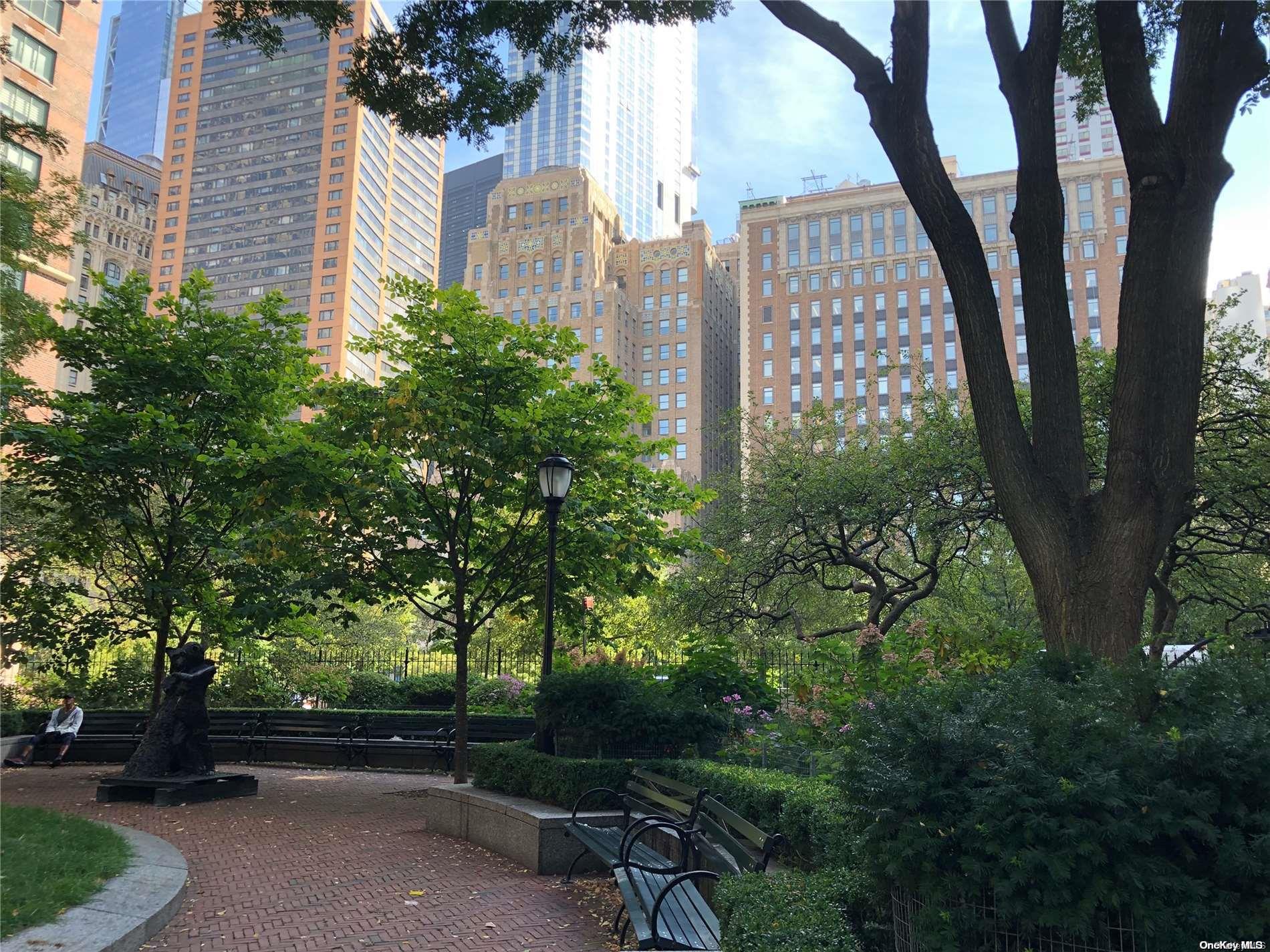 200 Rector Place, Unit 35E Manhattan, NY 10280 - Photo 17 of 33 a view of a city from a backyard