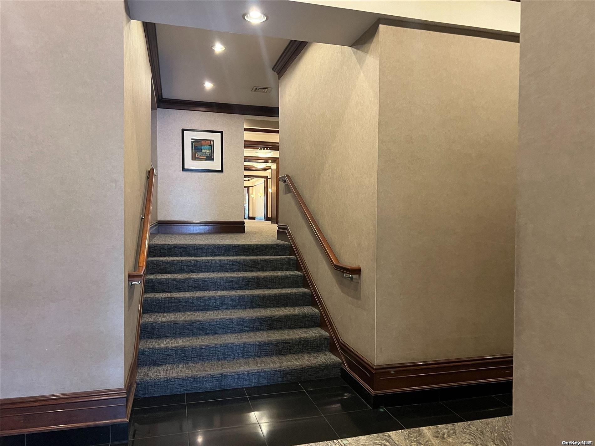 200 Rector Place, Unit 35E Manhattan, NY 10280 - Photo 23 of 33 a view of entryway