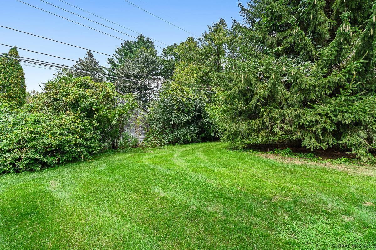 243 Eastholm Road Schenectady, NY 12304 - Photo 13 of 65 Photo 13