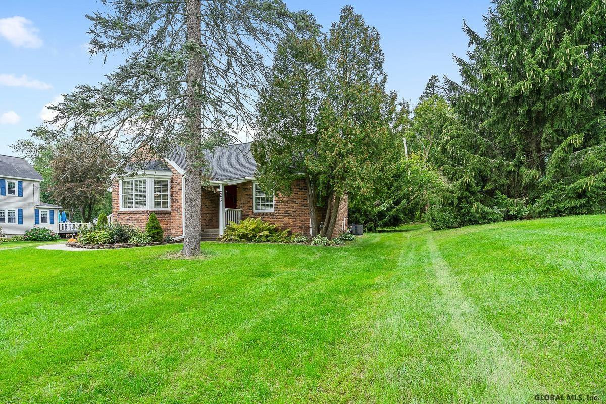 243 Eastholm Road Schenectady, NY 12304 - Photo 20 of 65 Photo 20