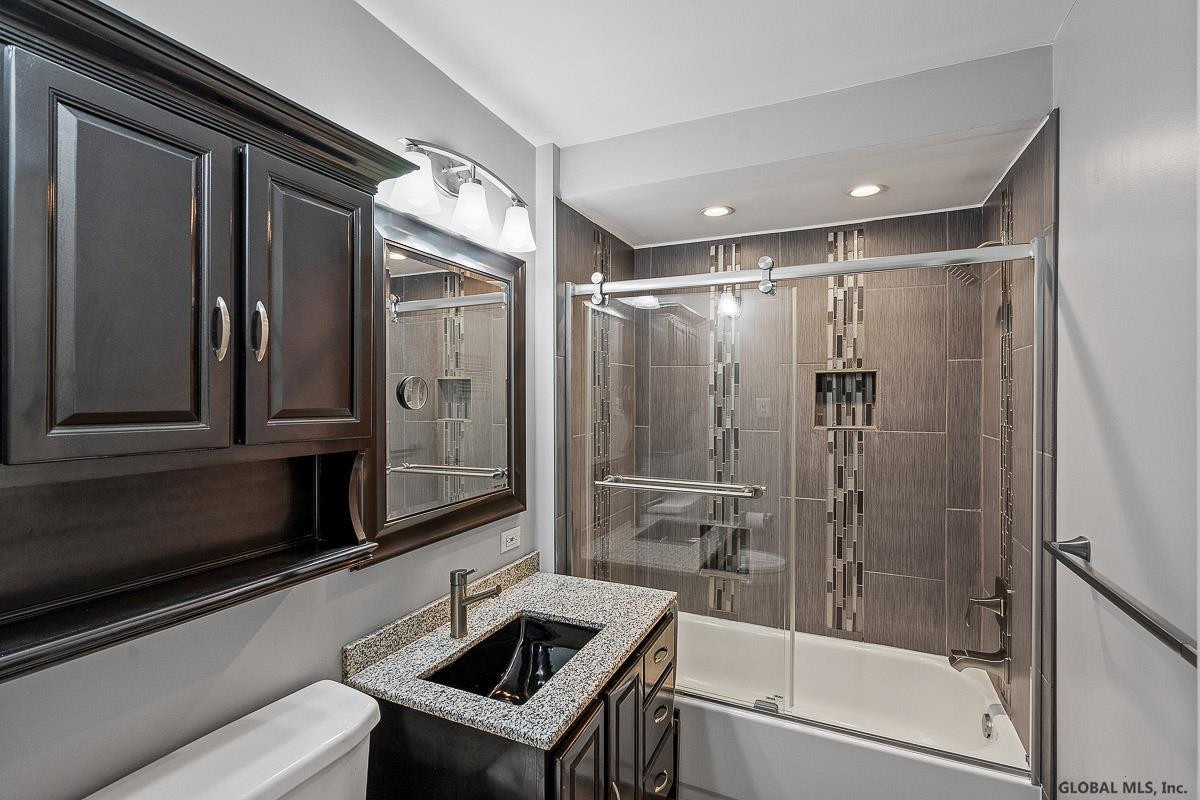 243 Eastholm Road Schenectady, NY 12304 - Photo 36 of 65 Photo 36