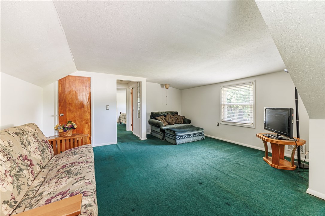831 Bay Road Webster, NY 14580 - Photo 25 of 34 Gallery Image 25