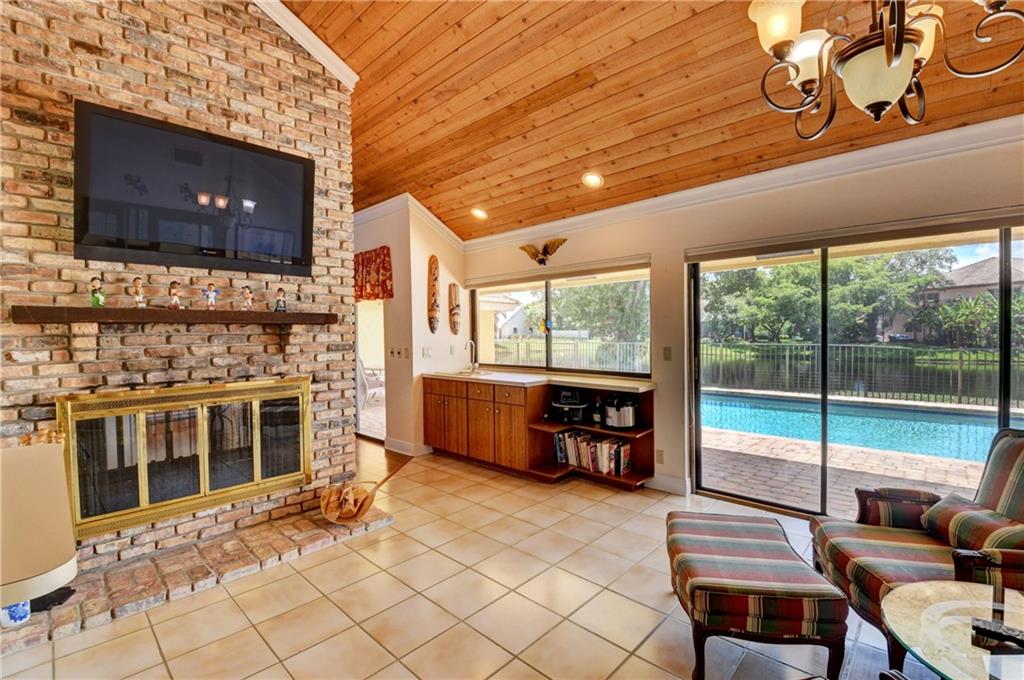 3110 Equestrian Drive Boca Raton, FL 33434 - Photo 21 of 48