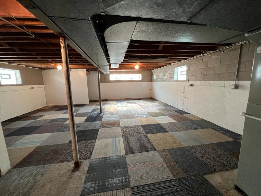 4031 Custer Avenue Lyons, IL 60534 - Photo 24 of 38 a view of an empty room