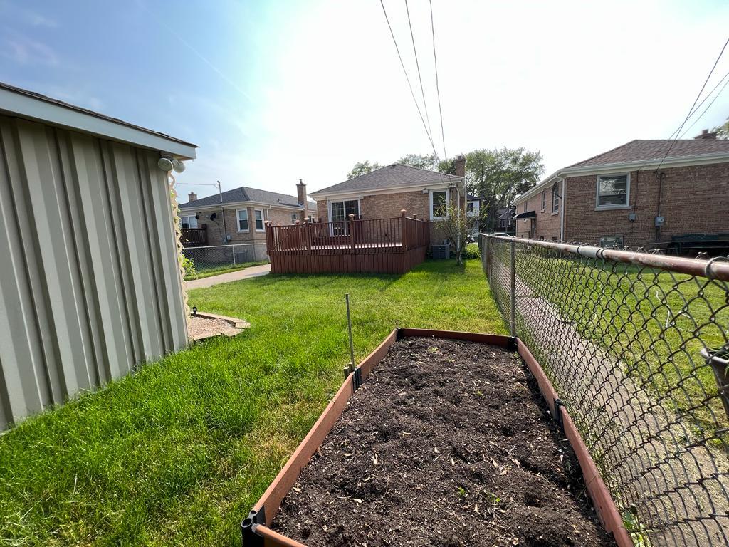 4031 Custer Avenue Lyons, IL 60534 - Photo 37 of 38 a view of a porch in front of house