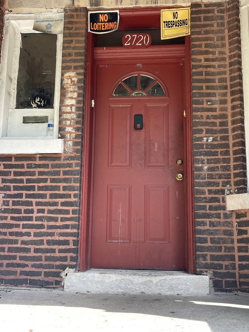 2720 West Flournoy Street Chicago, IL 60612 - Photo 2 of 9