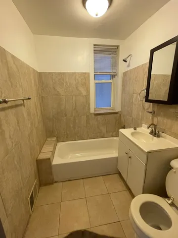 $290,000 | 2720 West Flournoy Street, Chicago, IL 60612