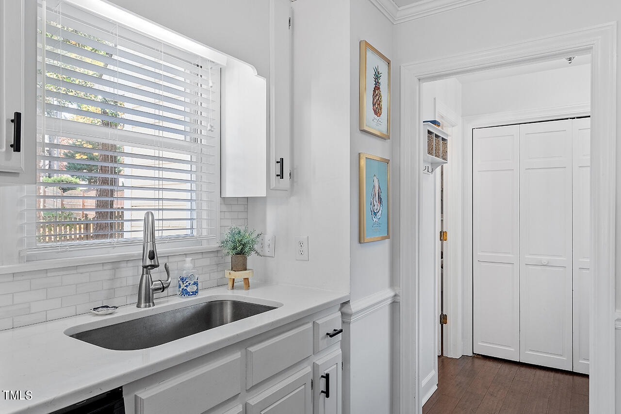 512 Aris Court Raleigh, NC 27615 - Photo 13 of 32 512 Aris Court_17