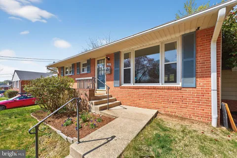 $650,000 | 7304 Fairchild Drive, Alexandria, VA 22306