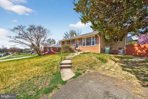 $650,000 | 7304 Fairchild Drive, Alexandria, VA 22306
