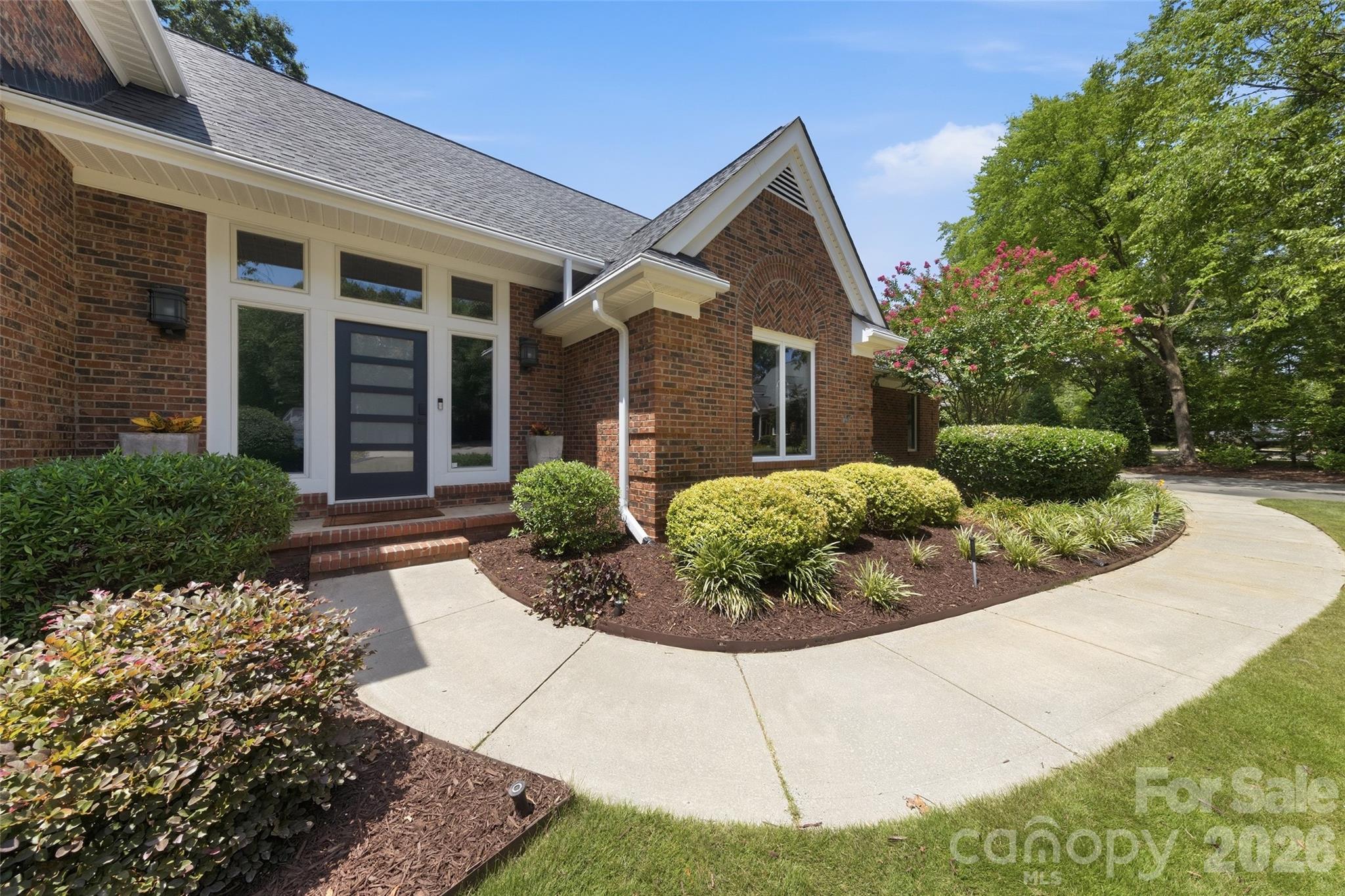 208 Kelly Court Fort Mill, SC 29715 - Photo 2 of 48