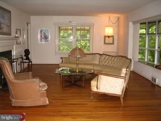 628 Manor Road Penn Valley, PA 19072 - Photo 2 of 6