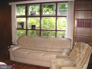 628 Manor Road Penn Valley, PA 19072 - Photo 4 of 6