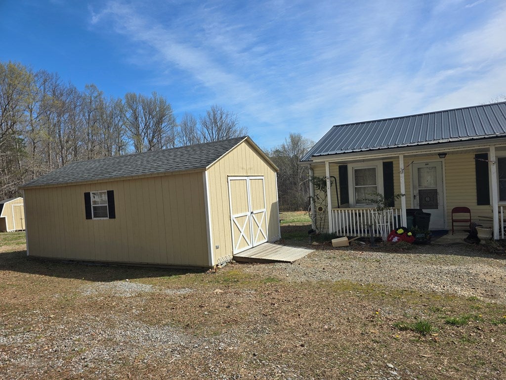 11044 Oral Oaks Road Kenbridge, VA 23944 - Photo 4 of 64 Gallery Image 4