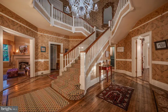 a close up view of water heater