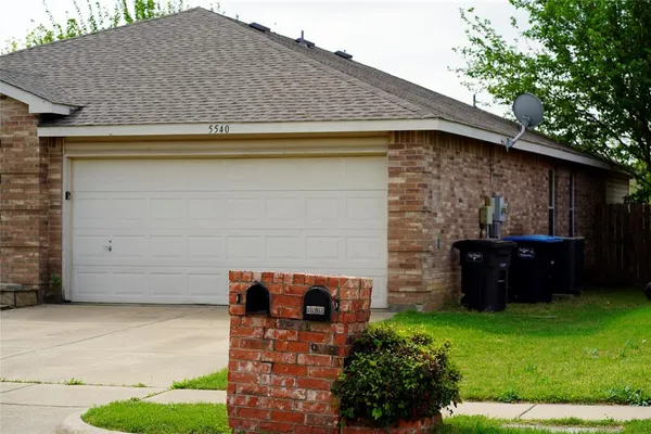$330,000 | 5540 Camarillo Drive, Fort Worth, TX 76244