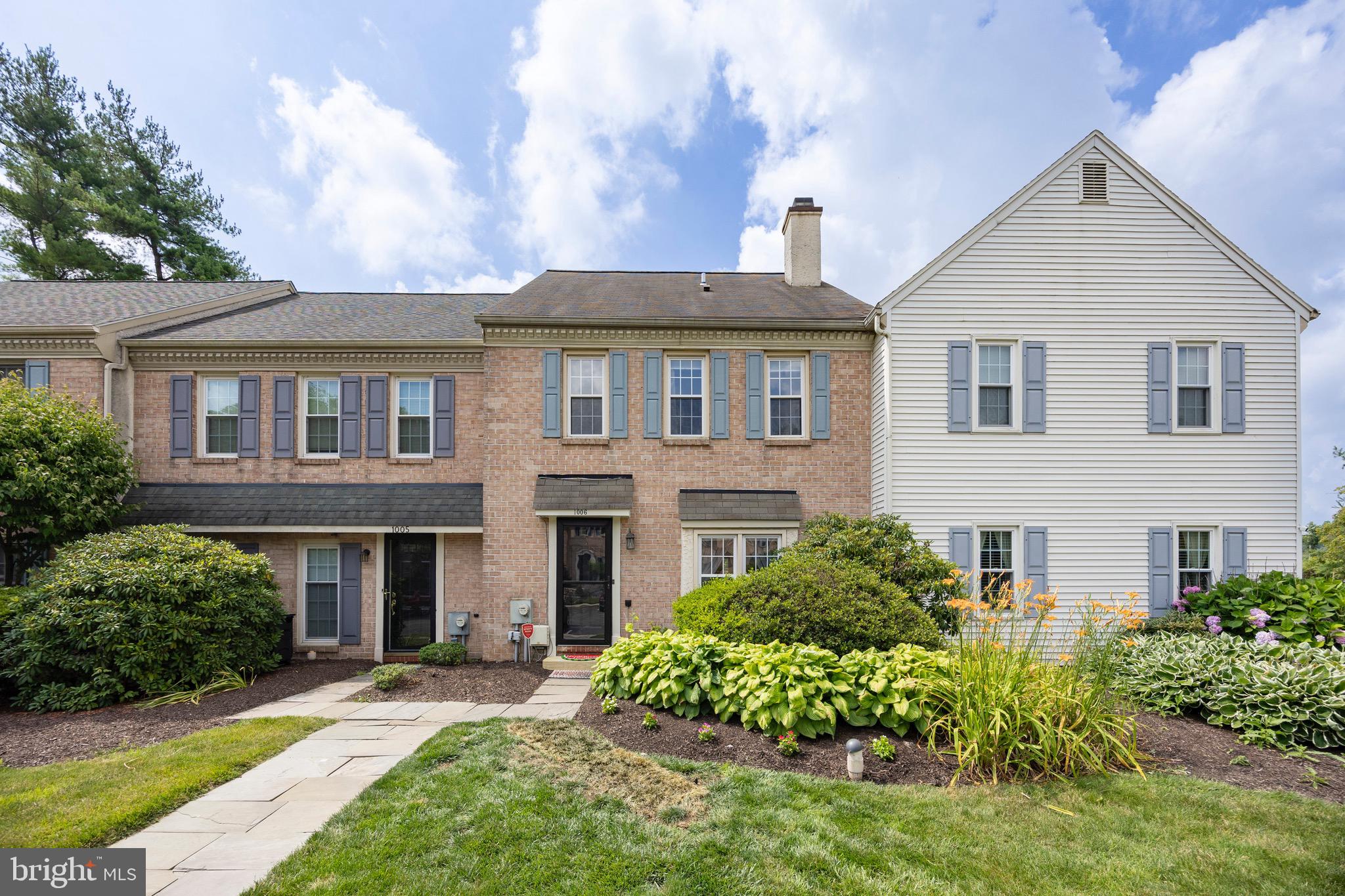 1006 Asmore Way Chester Springs, PA 19425 - Photo 1 of 28