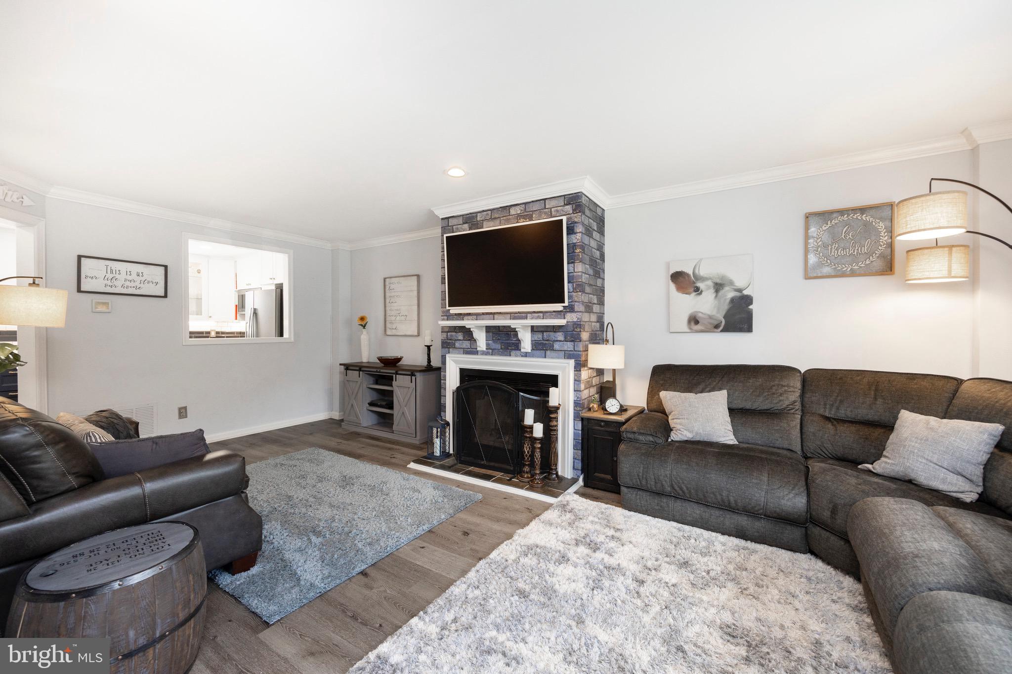 1006 Asmore Way Chester Springs, PA 19425 - Photo 4 of 28