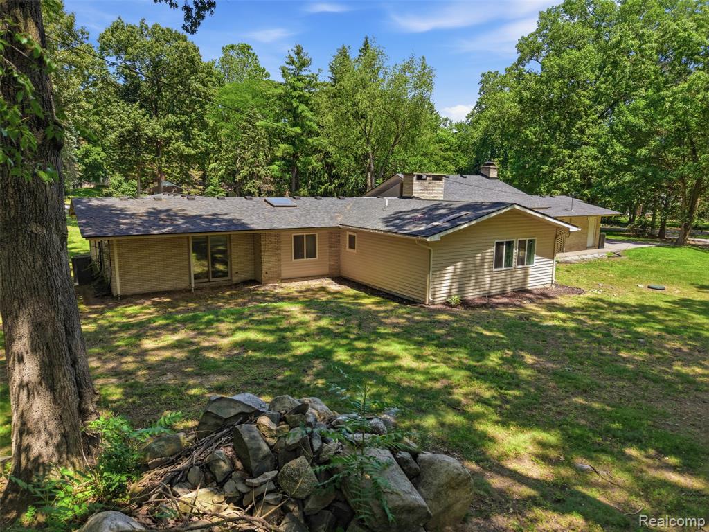 30715 North Greenbriar Road Franklin, MI 48025 - Photo 43 of 43