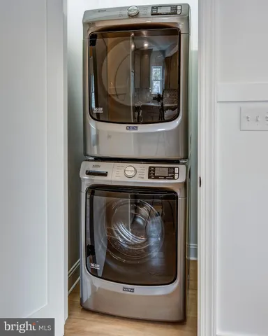 a close up view of washer and dryer