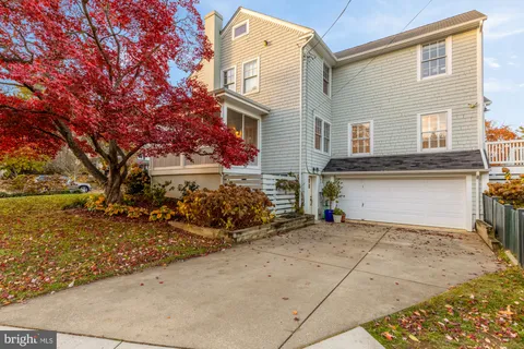 $1,699,000 | 6815 Delaware Street, Chevy Chase, MD 20815