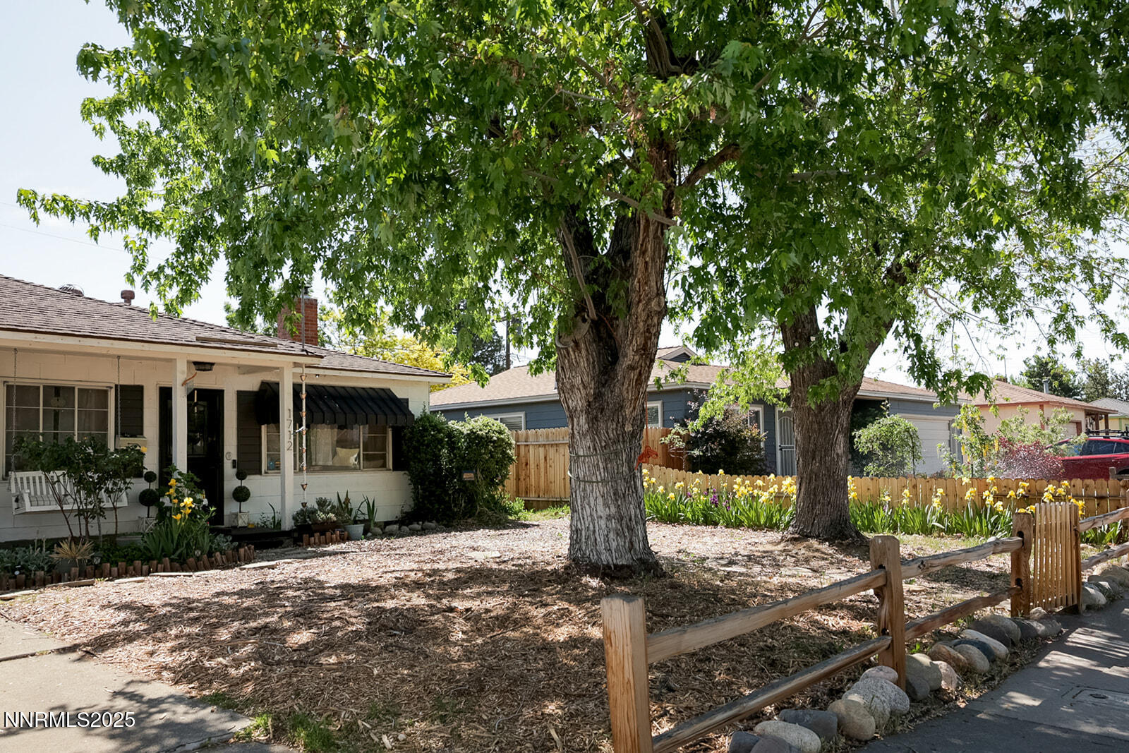 1712 Chaska Place Reno, NV 89502 - Photo 29 of 31 1712 Chaska Place Reno Nevada Front Yard