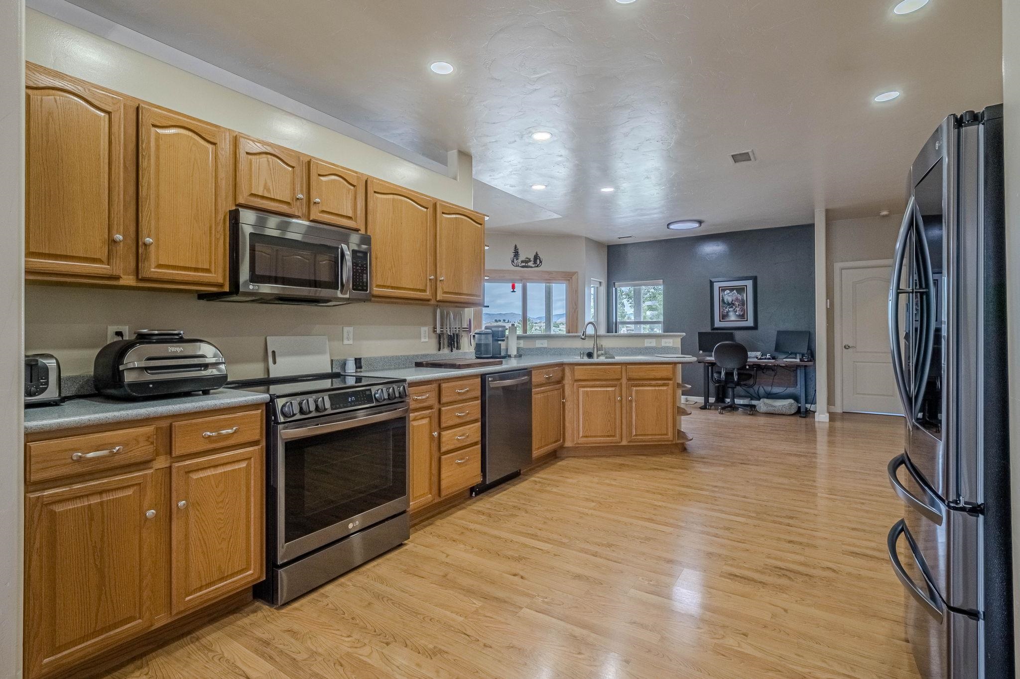 1266 14 Road Loma, CO 81524 - Photo 13 of 41