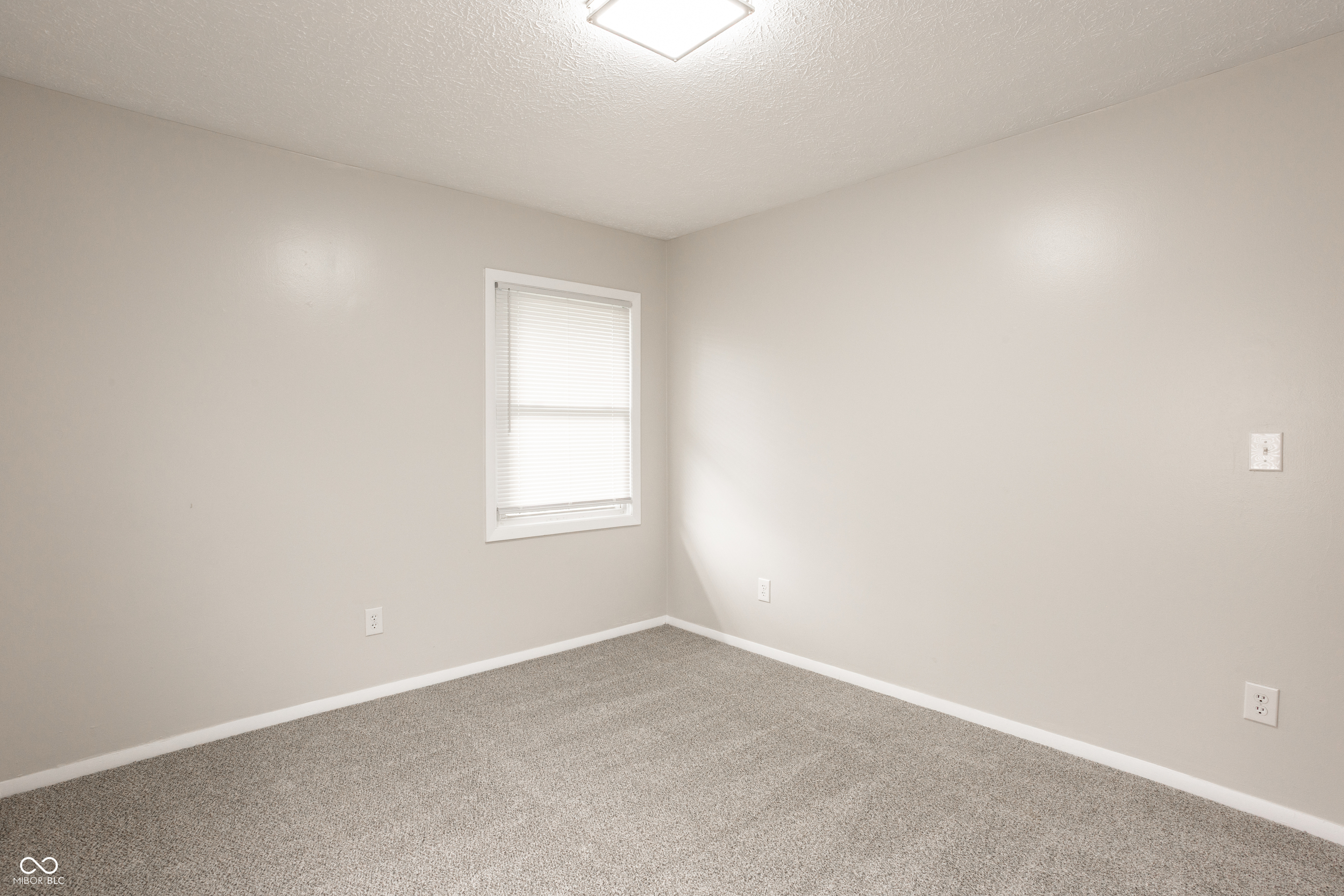 9969 Montery Road Indianapolis, IN 46235 - Photo 13 of 29