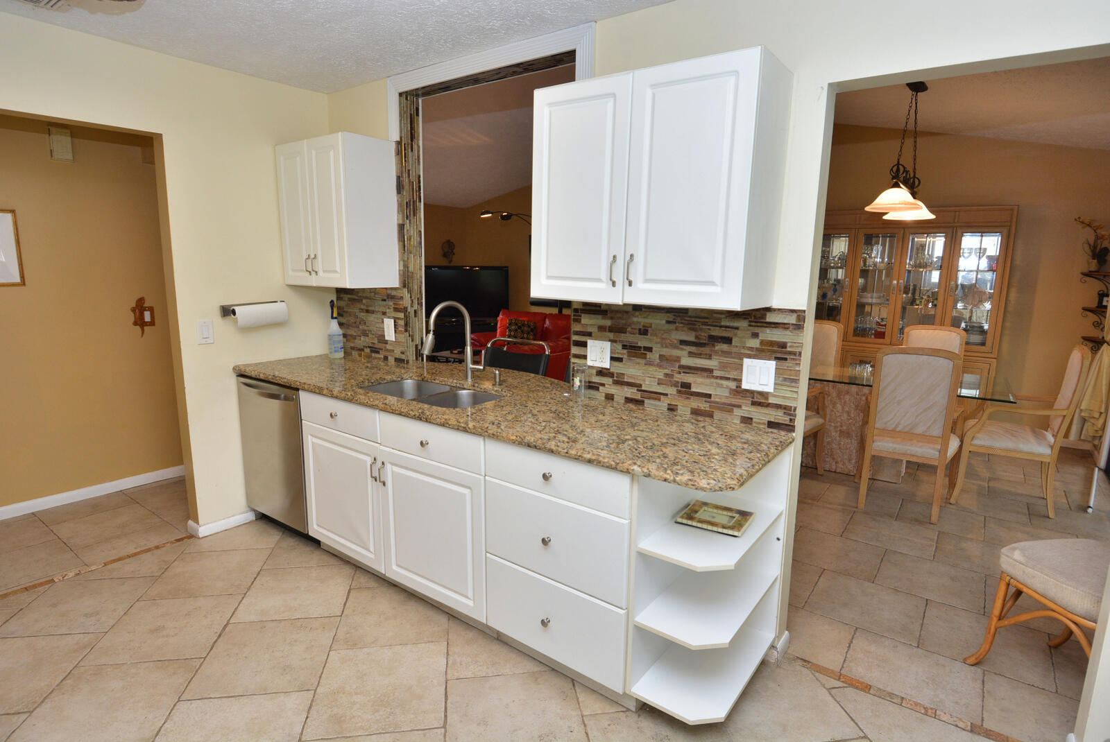 2198 Southeast Dolphin Road Port St. Lucie, FL 34952 - Photo 12 of 34 Kitchen 4