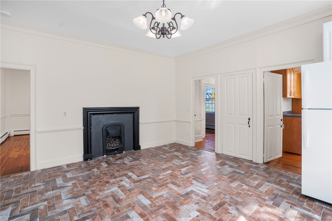 14 Elm Street Newport, RI 02840 - Photo 5 of 41