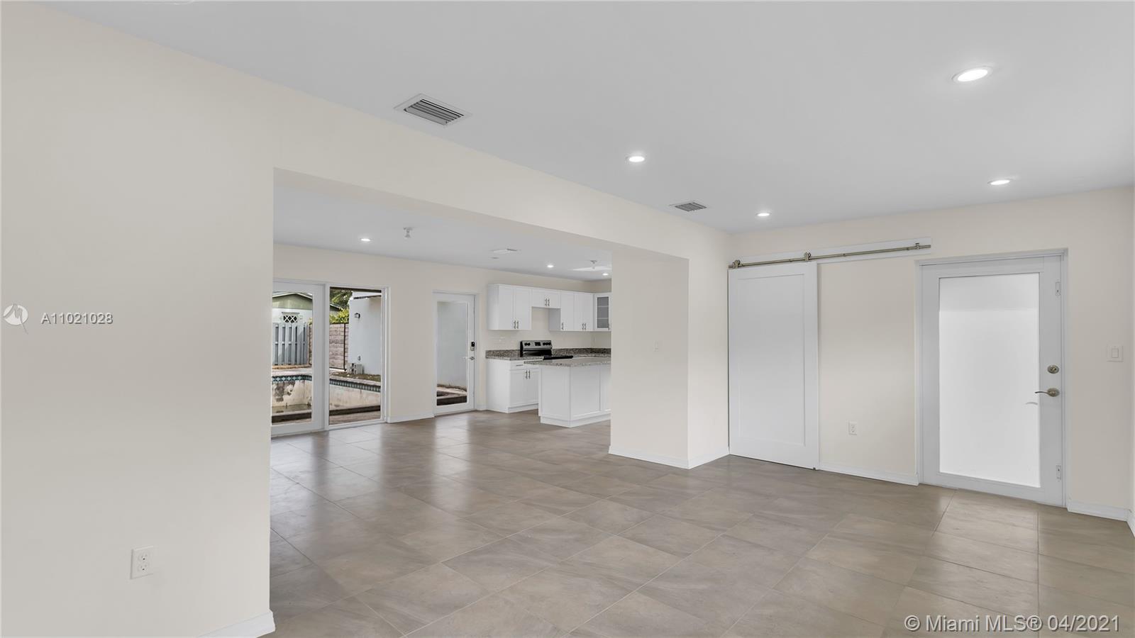 21010 Condado Road Cutler Bay, FL 33189 - Photo 13 of 25 Gallery Image 13