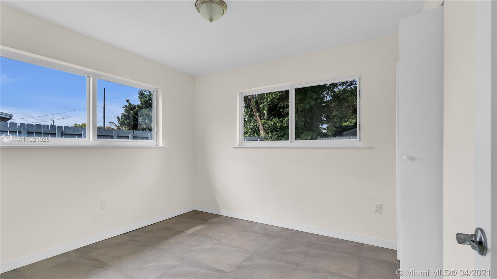 21010 Condado Road Cutler Bay, FL 33189 - Photo 15 of 25 Gallery Image 15
