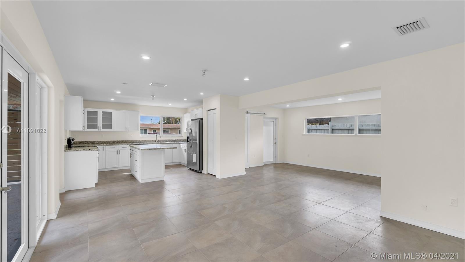 21010 Condado Road Cutler Bay, FL 33189 - Photo 7 of 25 Gallery Image 7