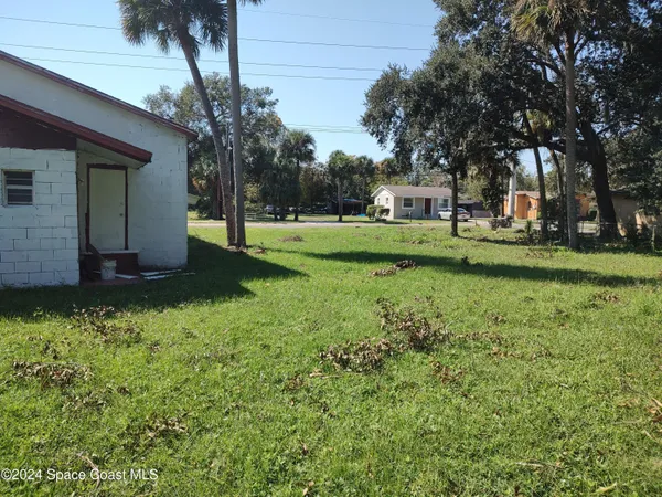 $65,000 | 929 South Deleon Avenue, Titusville, FL 32780