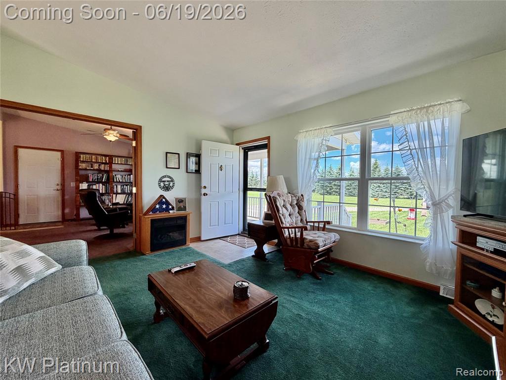 6069 Harris Road Jeddo, MI 48032 - Photo 2 of 33