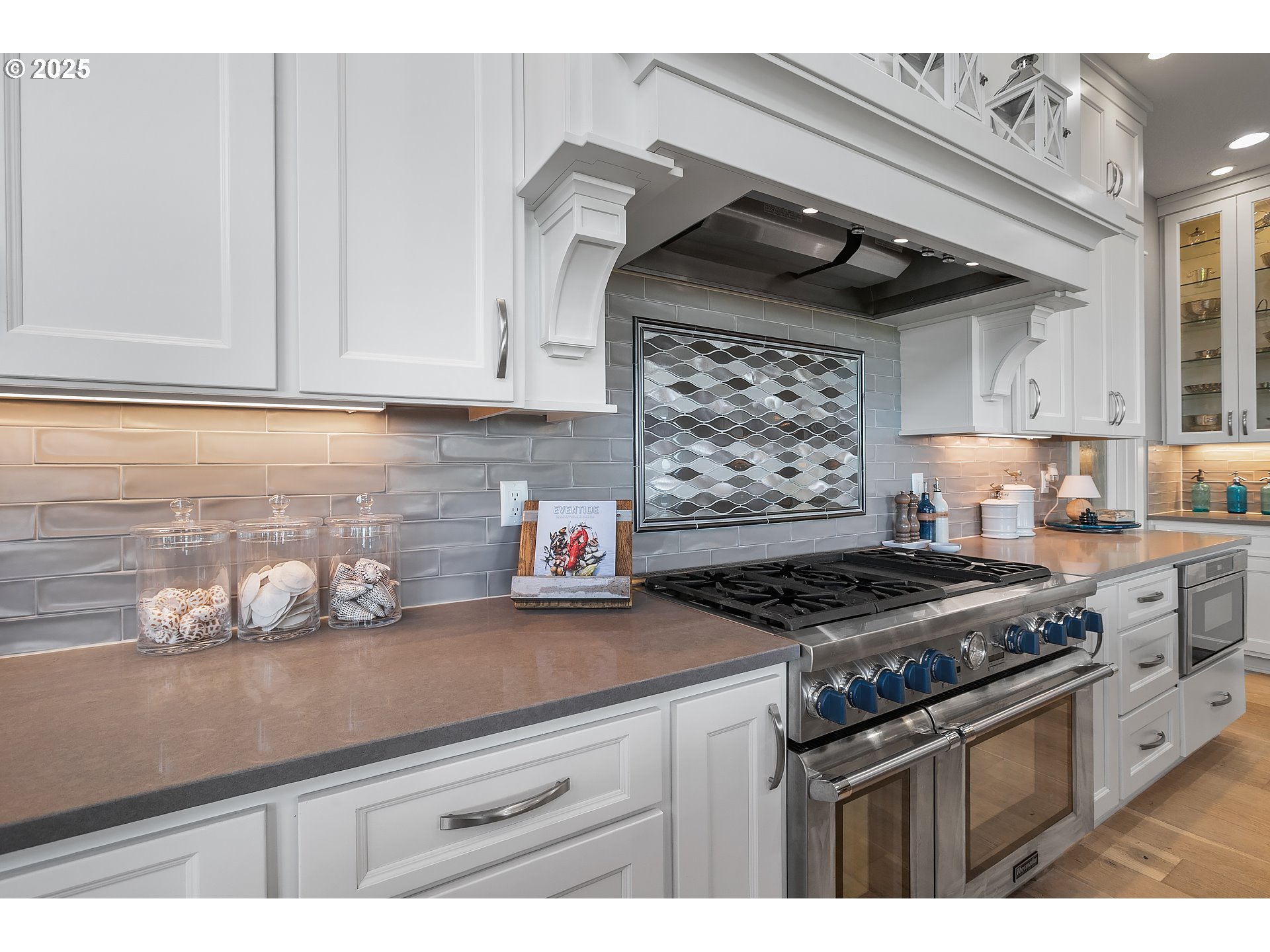 8627 Northeast Livingston Mountain Road Camas, WA 98607 - Photo 9 of 48 Gallery Image 9