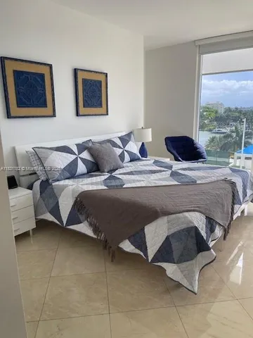 $5,100 | 4779 Collins Avenue, Unit 706, Miami Beach, FL 33140