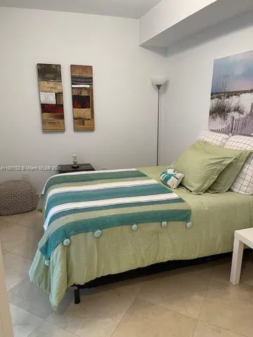 $5,100 | 4779 Collins Avenue, Unit 706, Miami Beach, FL 33140