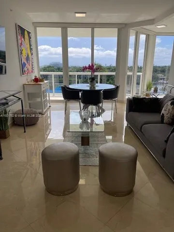 $5,100 | 4779 Collins Avenue, Unit 706, Miami Beach, FL 33140