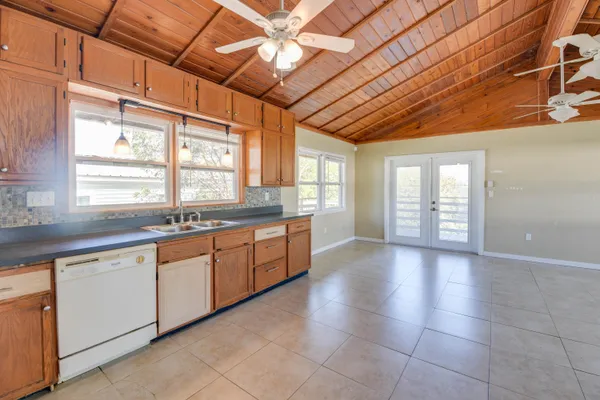 $399,000 | 31042 Ave J, Big Pine Key, FL 33043