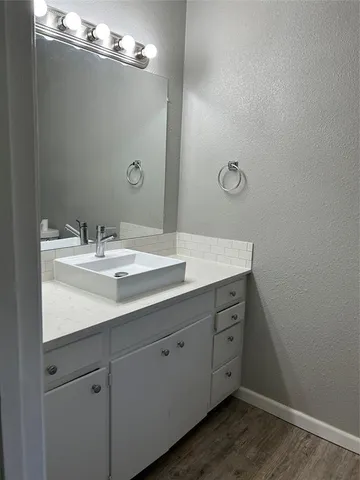$2,400 | 1910 Westridge Drive, Unit B, Austin, TX 78704