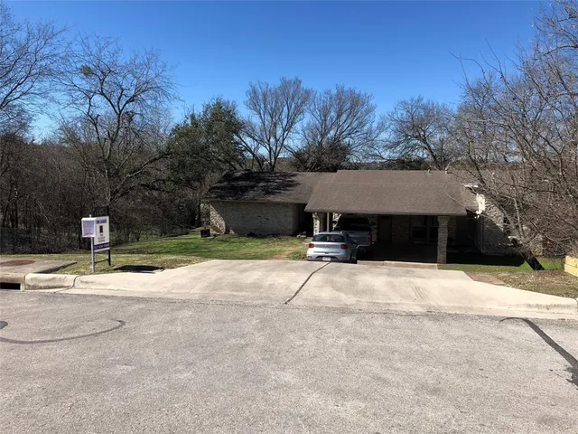 $2,250 | 1910 Westridge Drive, Unit B, Austin, TX 78704