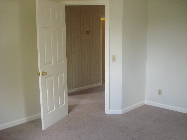 439 Griffin Road Simpsonville, SC 29680 - Photo 7 of 9 Gallery Image 7