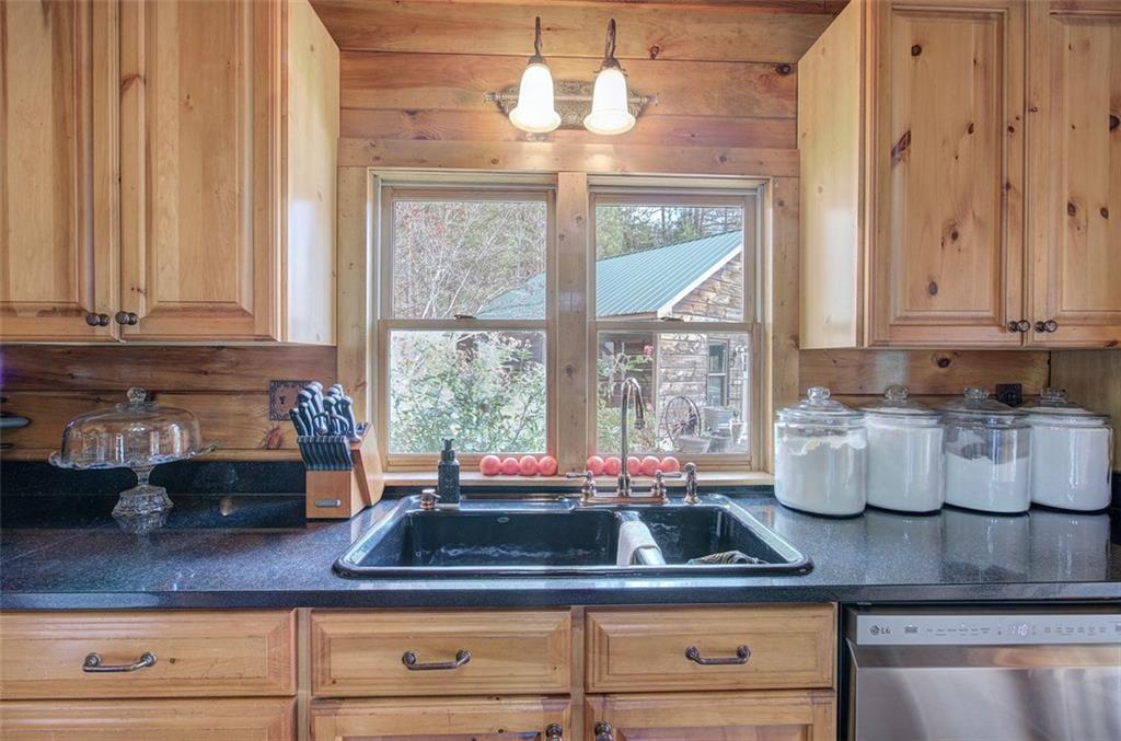 1252 Paris Mountain Road Rockmart, GA 30153 - Photo 14 of 93