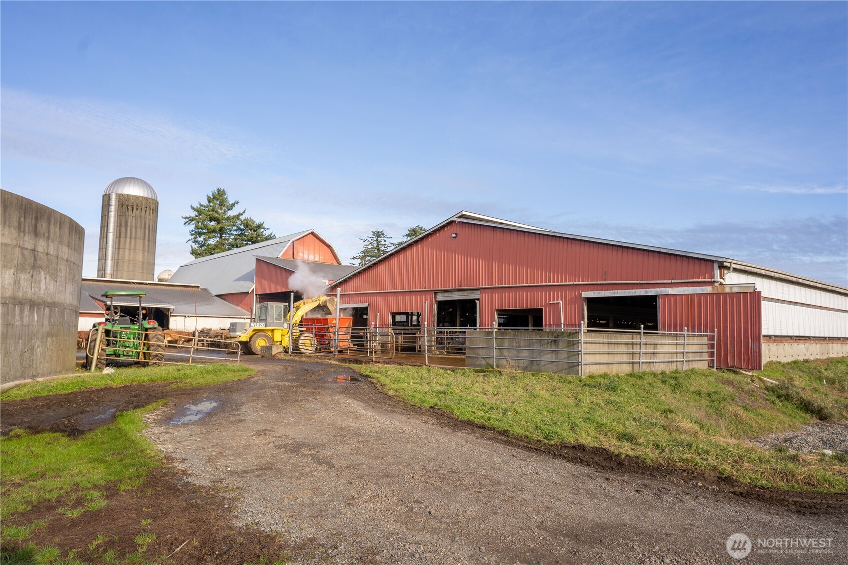 1925 Hampton Road Everson, WA 98247 - Photo 29 of 40 a front view of house with yard and trees in the background